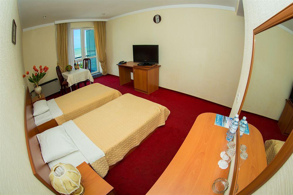 Af Hotel Aqua Park Family Resort Complex 诺夫哈那 外观 照片