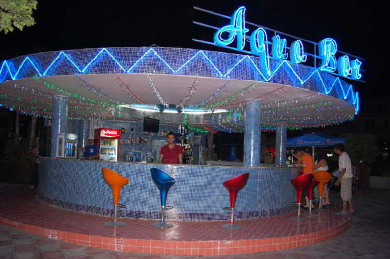 Af Hotel Aqua Park Family Resort Complex 诺夫哈那 外观 照片