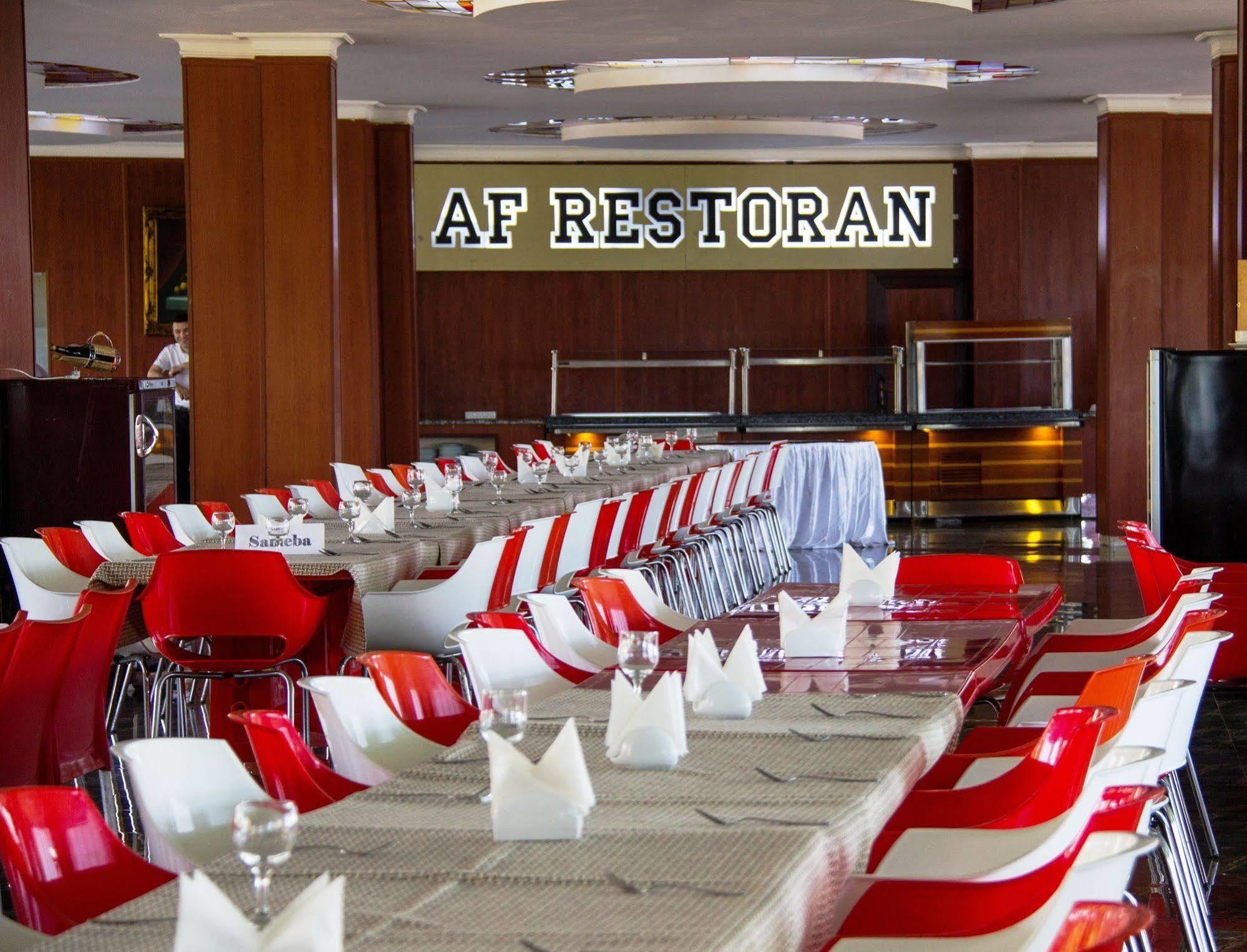 Af Hotel Aqua Park Family Resort Complex 诺夫哈那 外观 照片