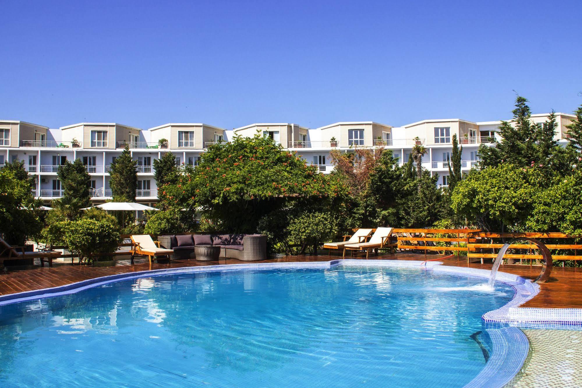 Af Hotel Aqua Park Family Resort Complex 诺夫哈那 外观 照片