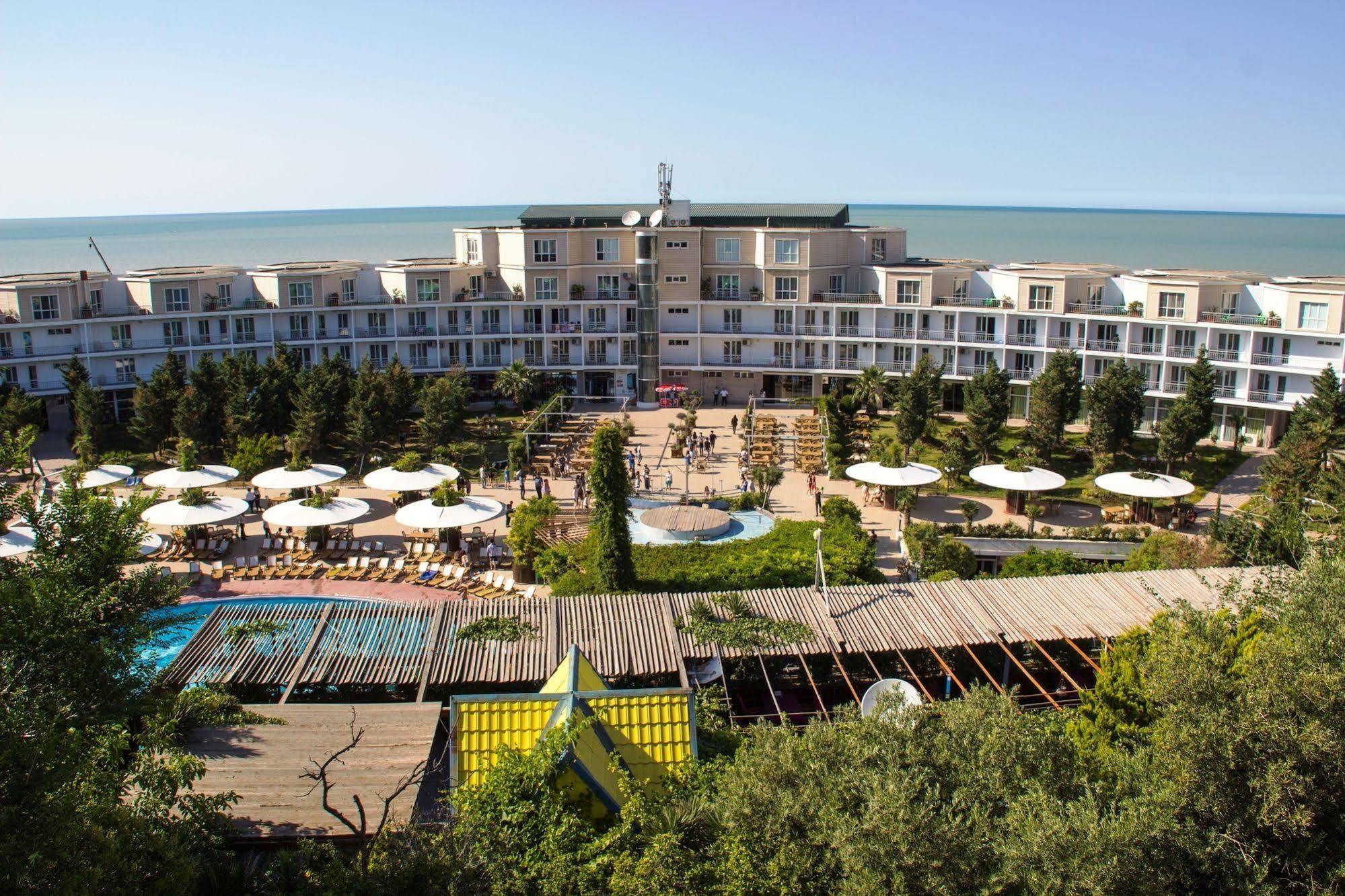 Af Hotel Aqua Park Family Resort Complex 诺夫哈那 外观 照片