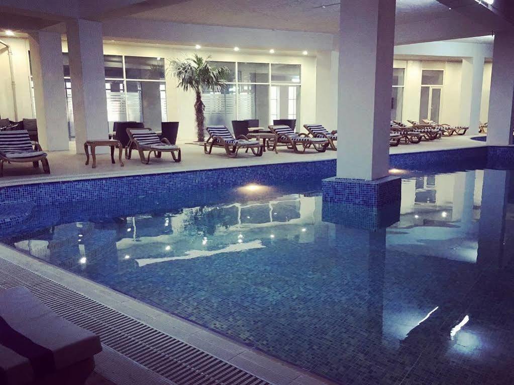 Af Hotel Aqua Park Family Resort Complex 诺夫哈那 外观 照片