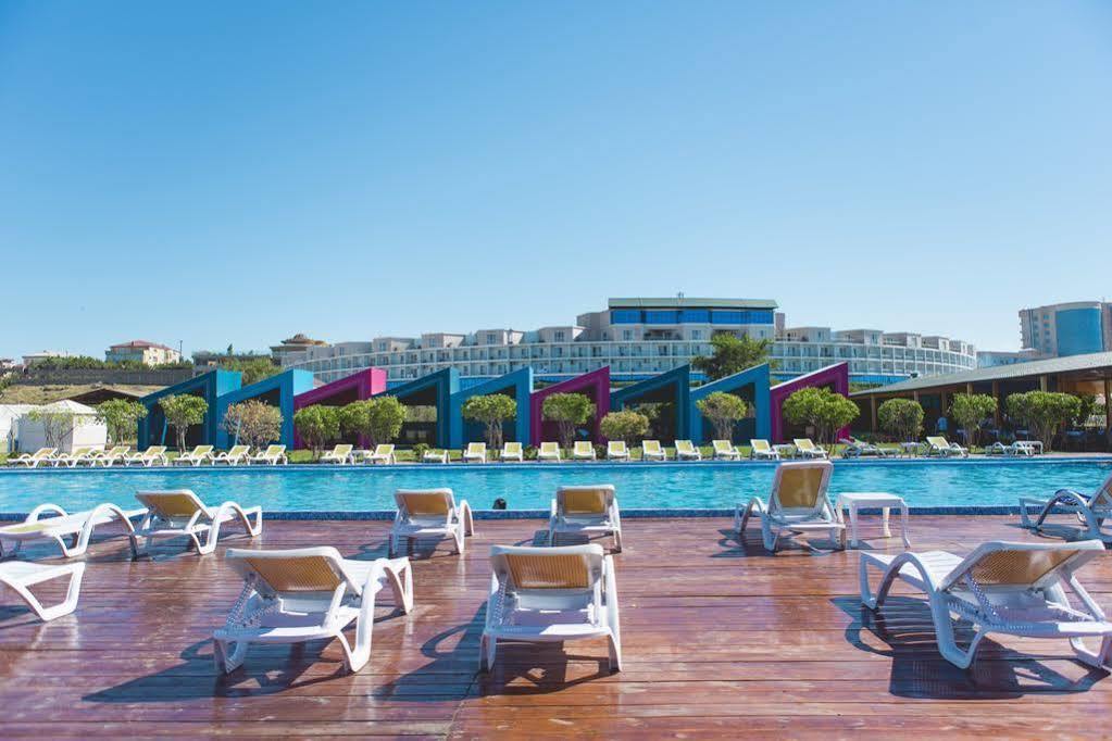 Af Hotel Aqua Park Family Resort Complex 诺夫哈那 外观 照片
